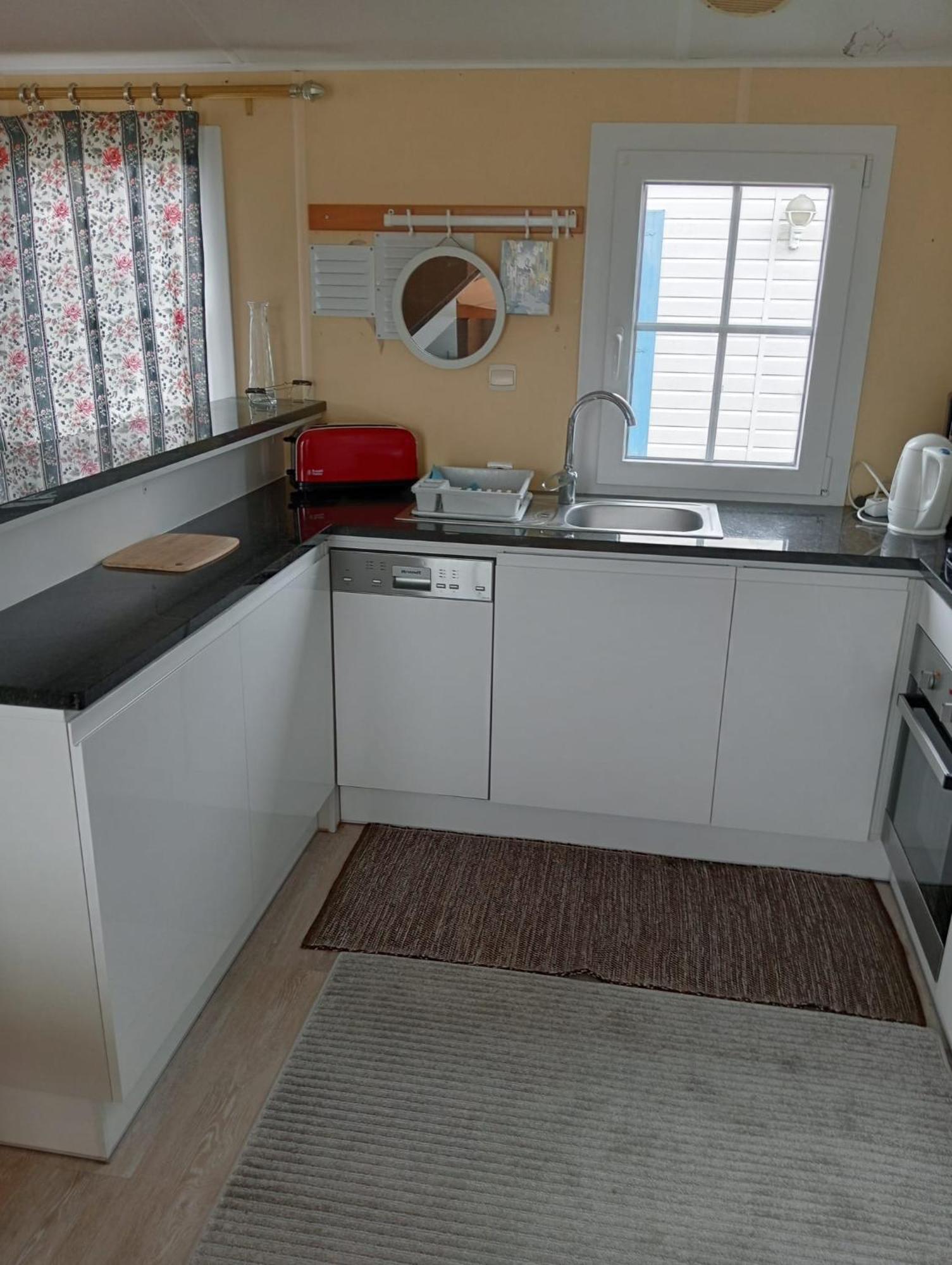 Bungalow Au Bord De La Piscine 4 Pers 5A Burinhosa 外观 照片